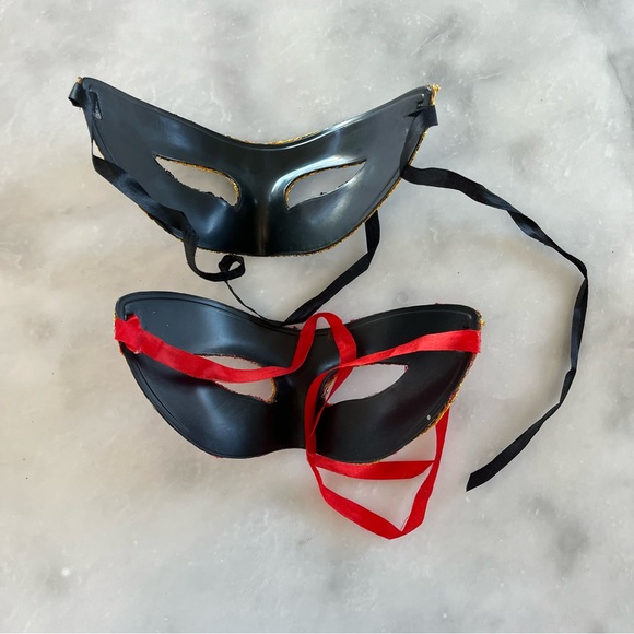 NWOT Masquerade Masks. Red and black. - Picture 2 of 3
